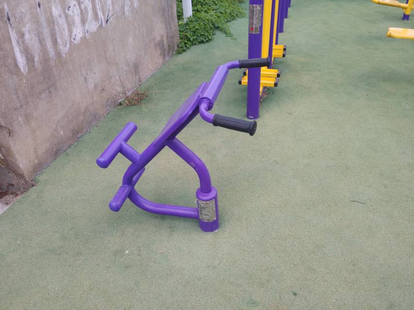背肌訓(xùn)練器