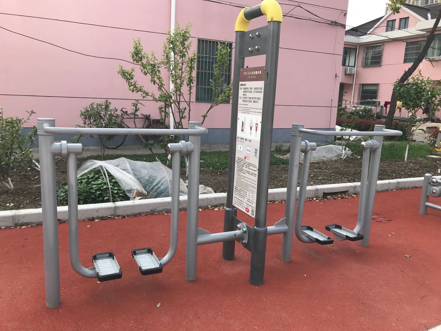雙位太空漫步機(jī)