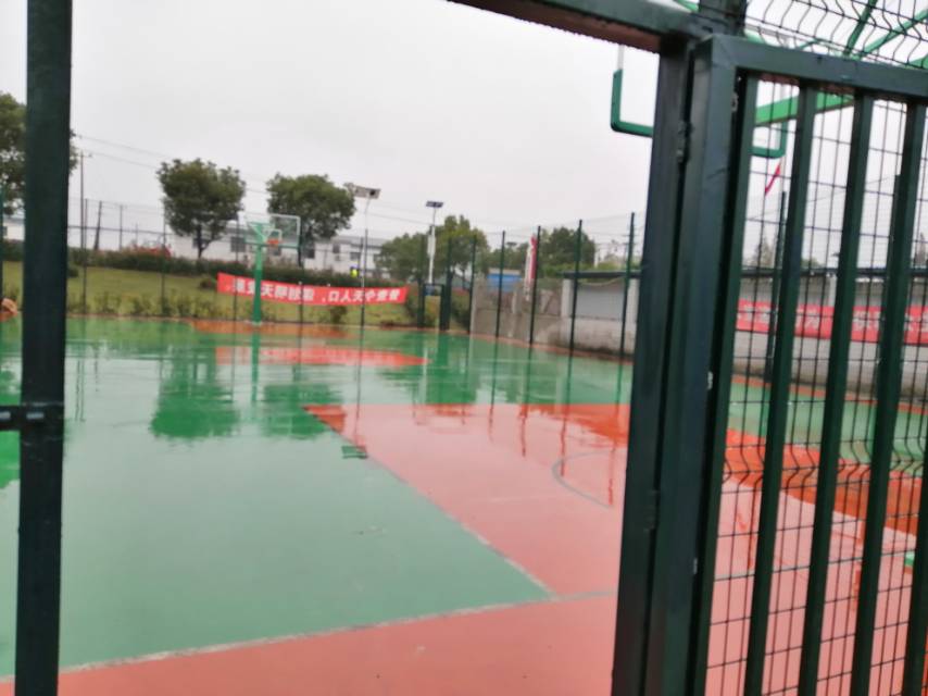 薔薇村籃球場
