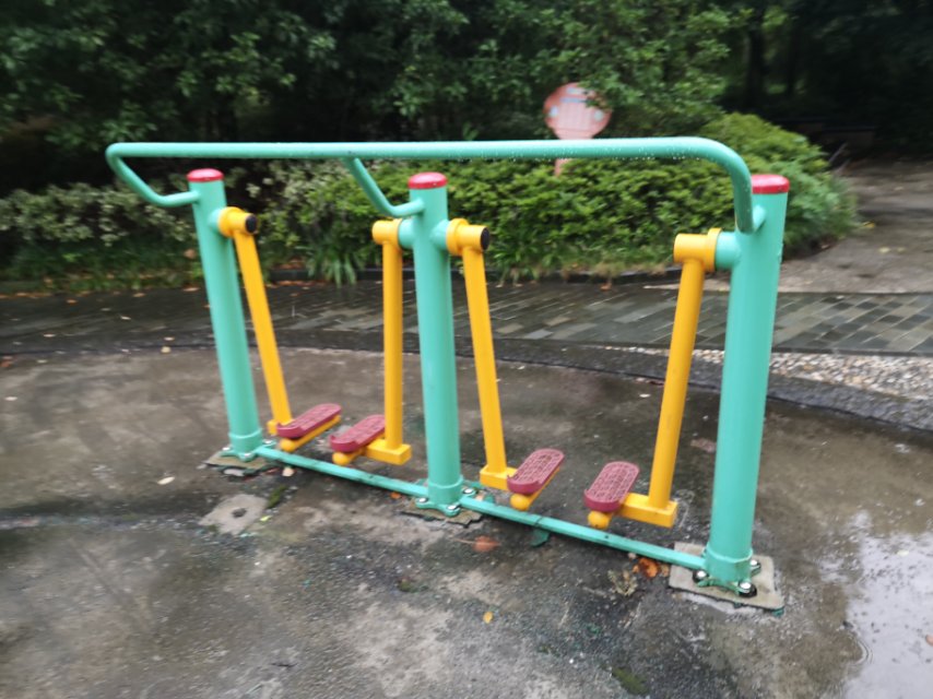 兩聯漫步機