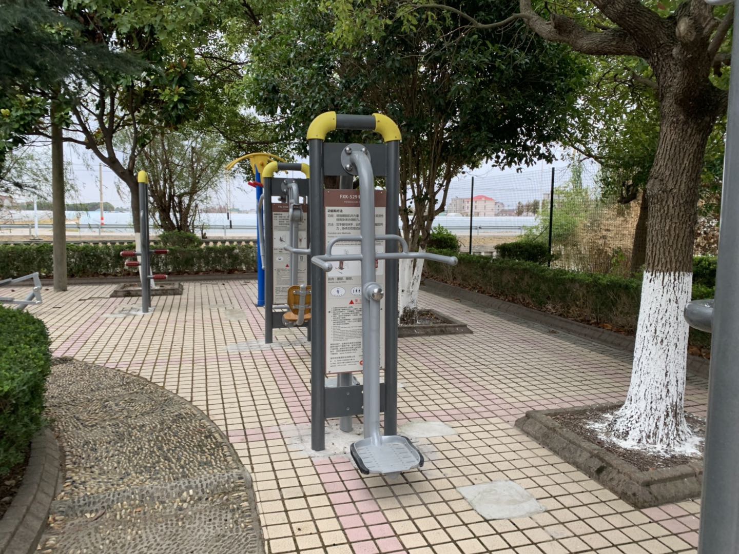 鐘擺器