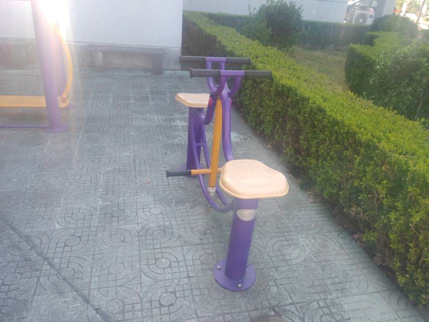 下肢康復器
