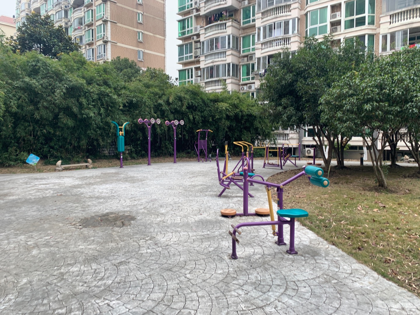平吉三村居委B健身苑點(diǎn)