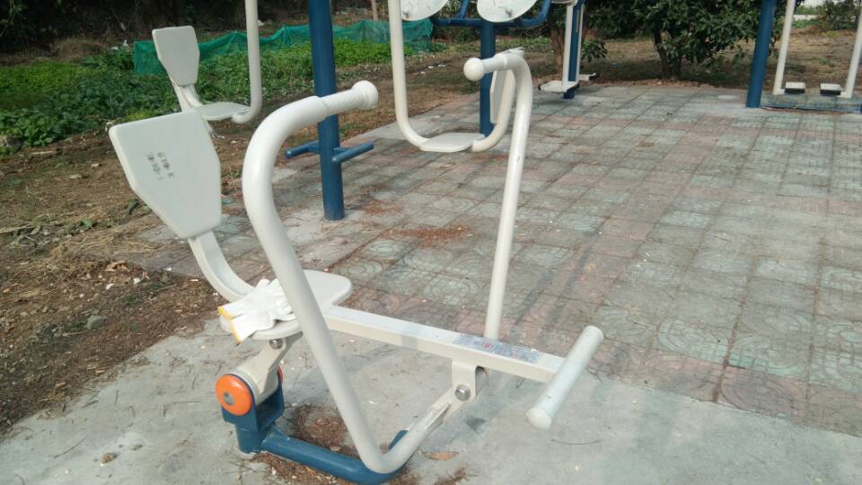劃船器