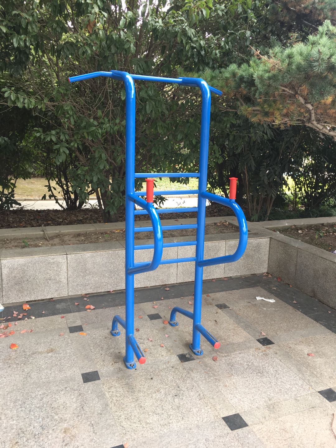 多功能訓(xùn)練器