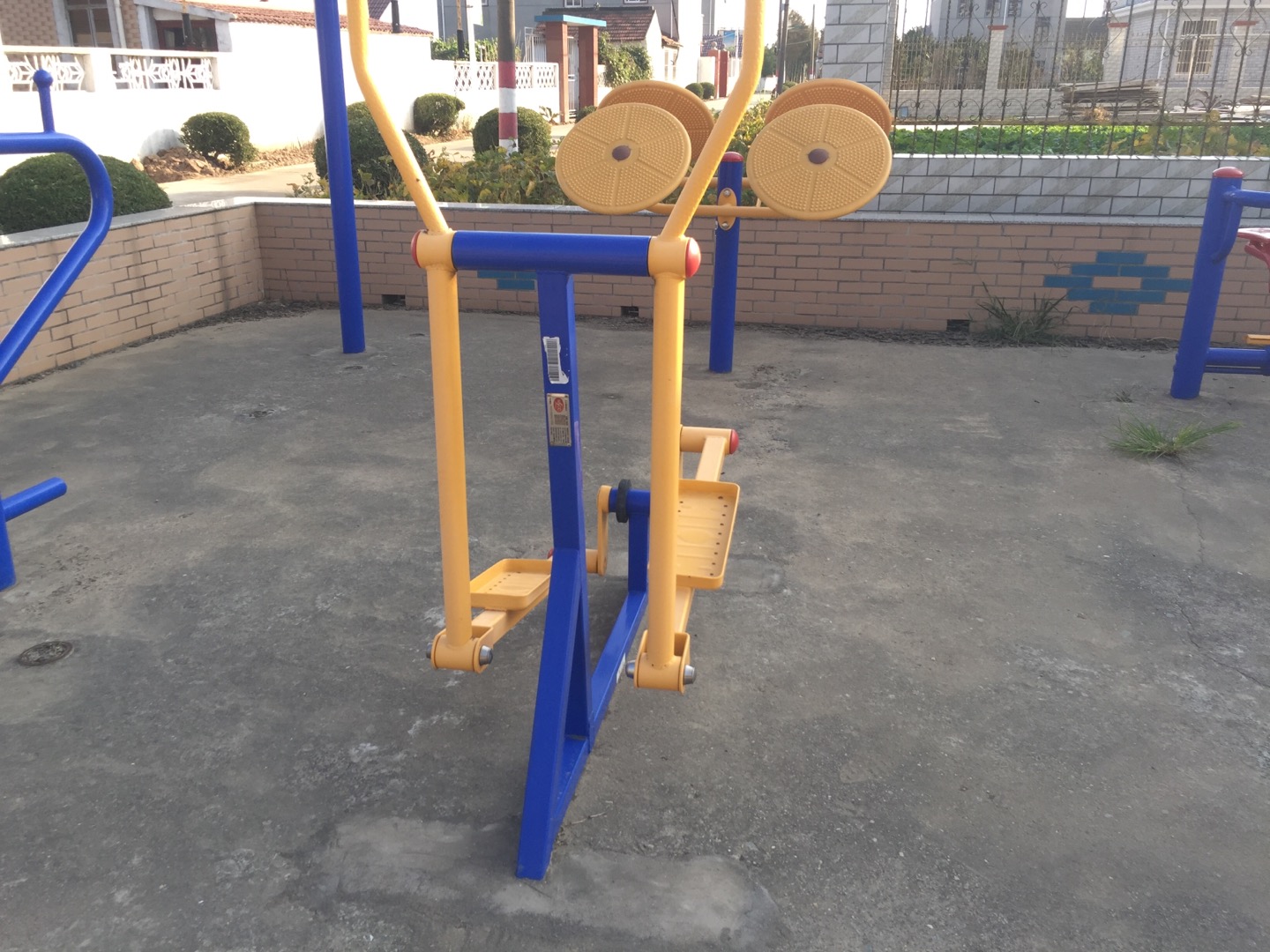 室外橢圓機