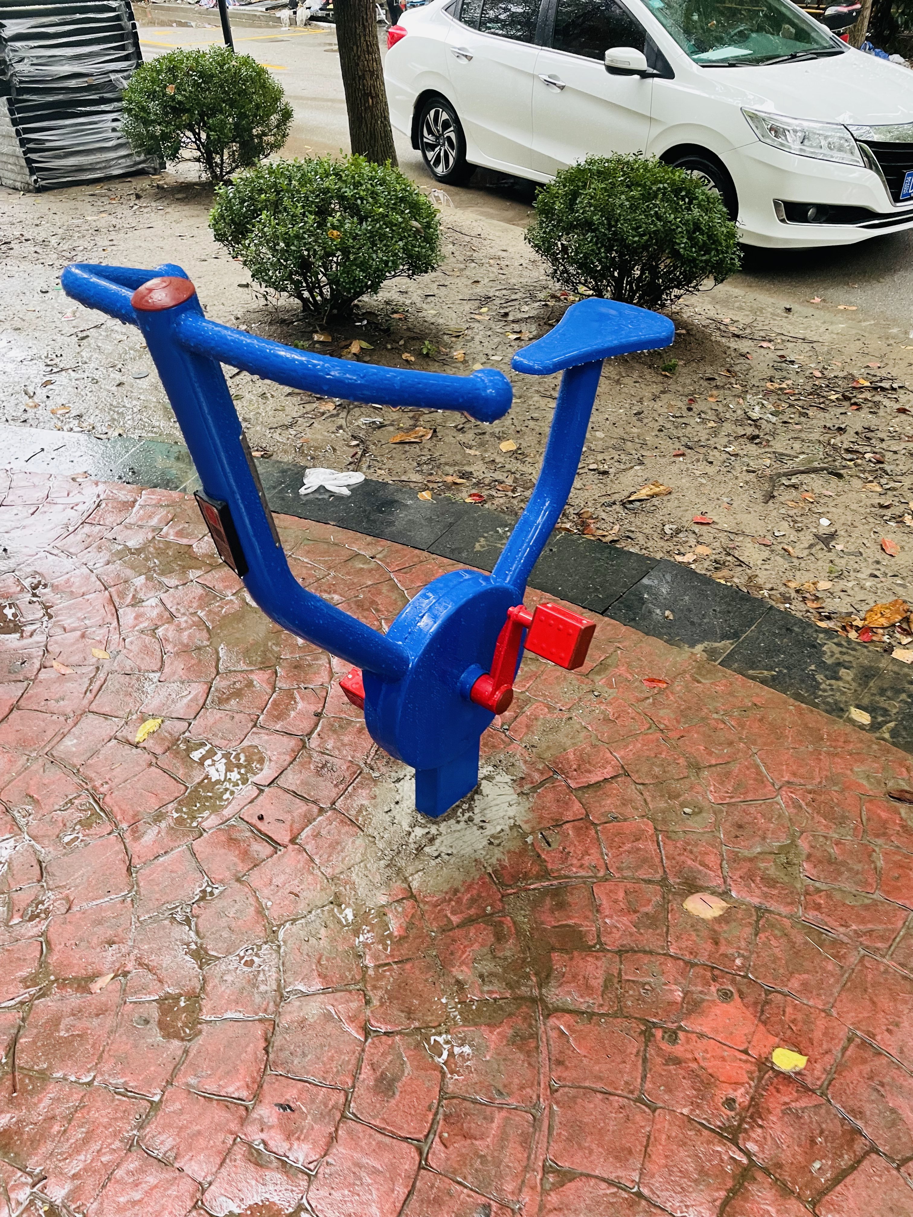 直立健身車