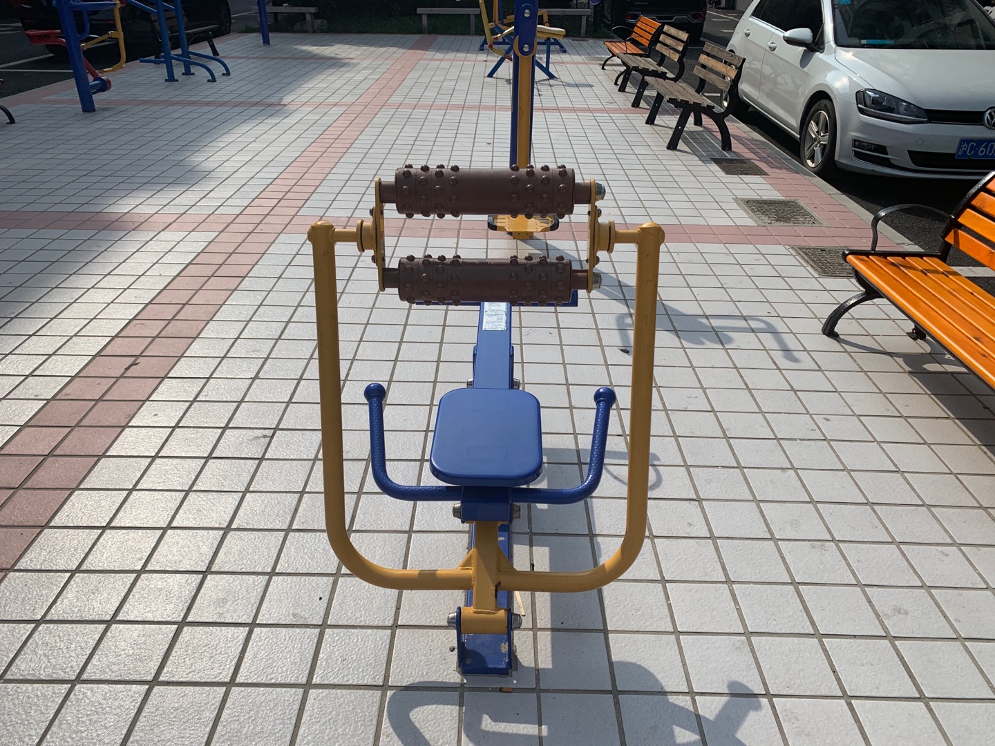腹背屈伸/劃船訓練器
