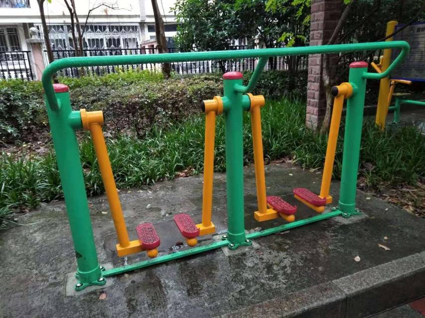 兩聯(lián)漫步機(jī)