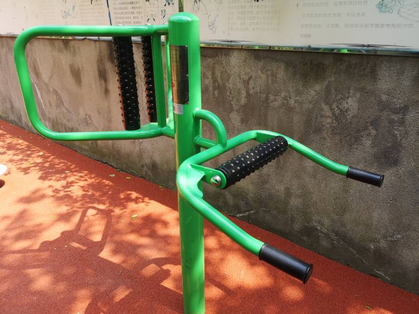 腰背按摩器