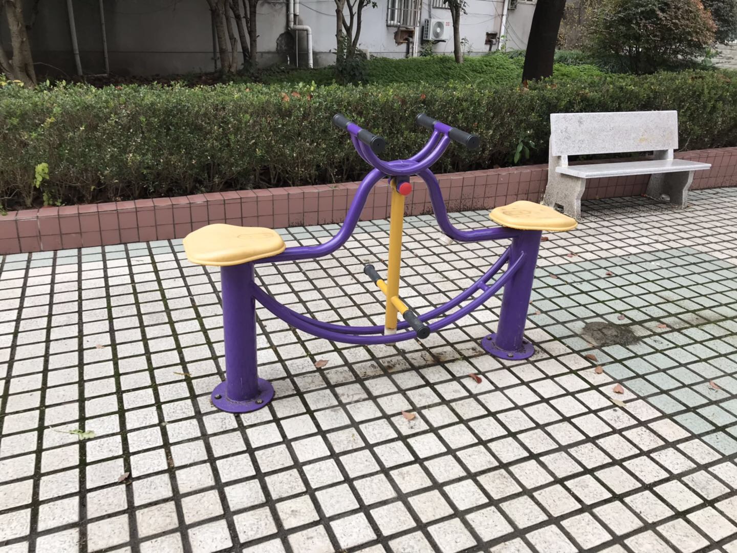 下肢康復(fù)器