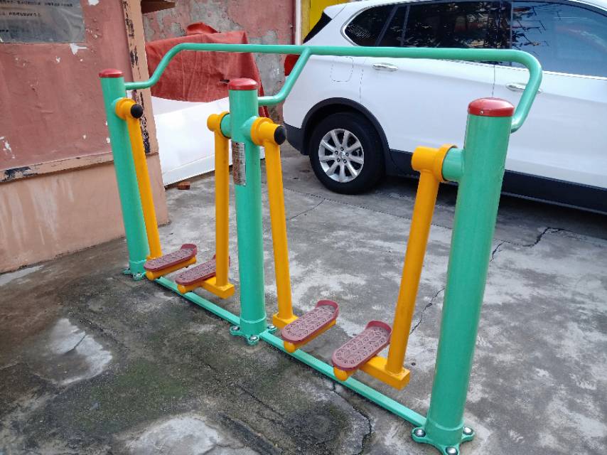 兩聯(lián)漫步機