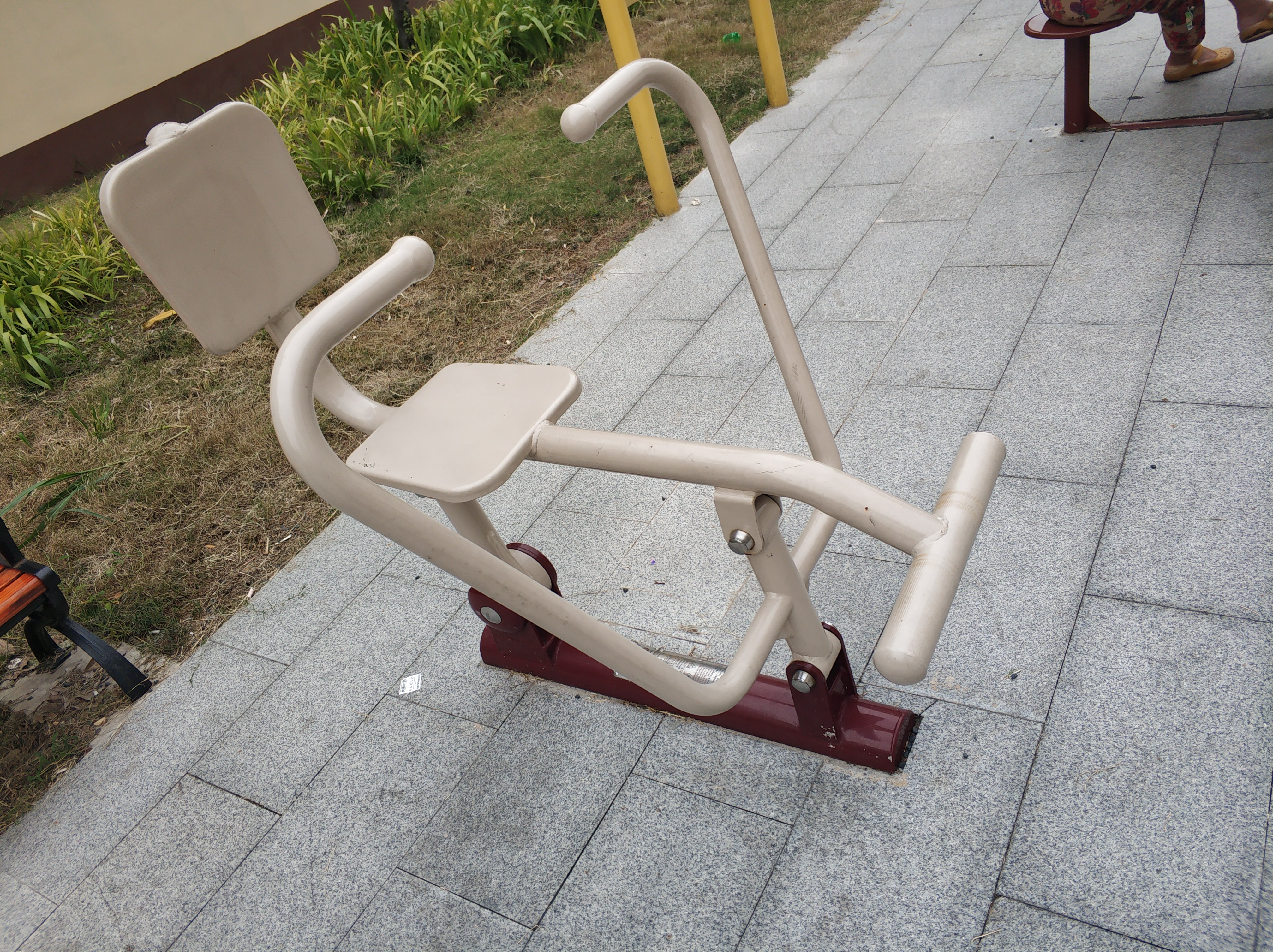 腰背按摩器