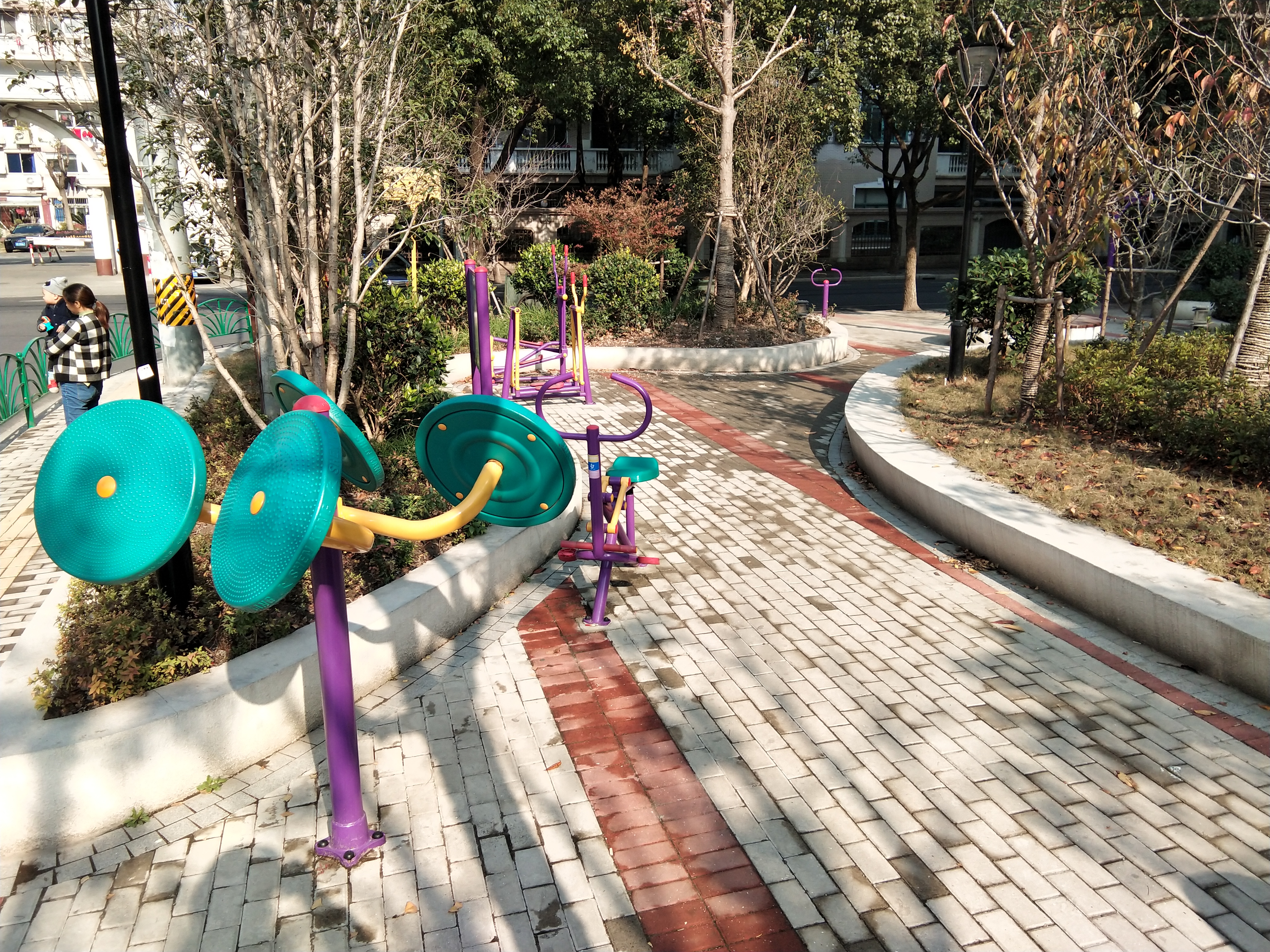 浦東新區(qū)三林鎮(zhèn)林悅路凌兆路健身點(diǎn)