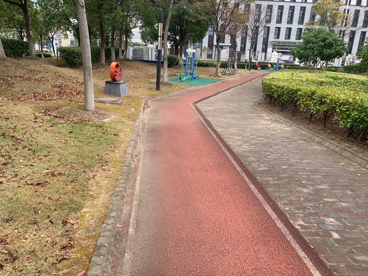 鶴園健身步道