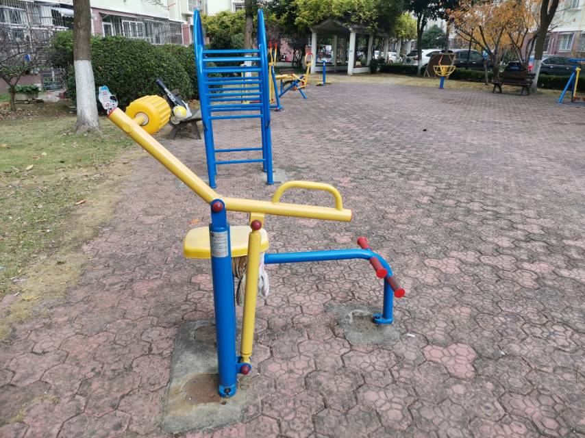 腹背鍛煉器