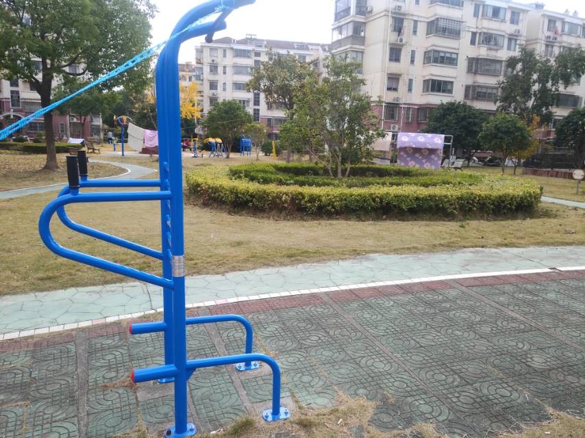 多功能訓(xùn)練器
