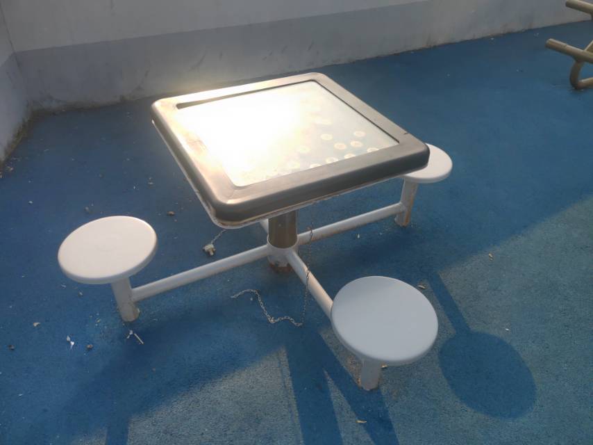 軌道棋牌桌