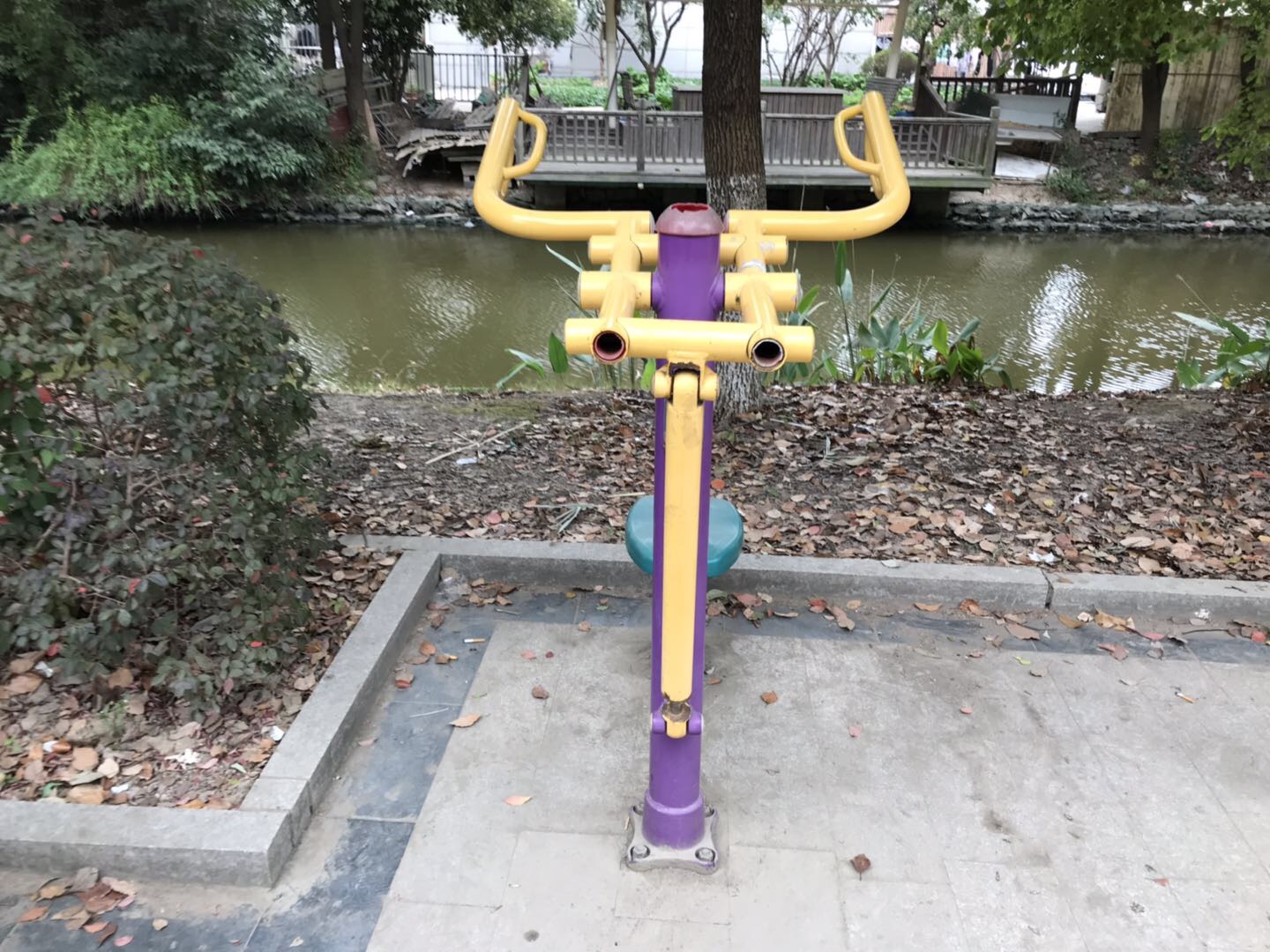 上肢鍛煉器