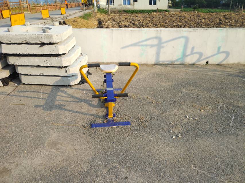 劃船器