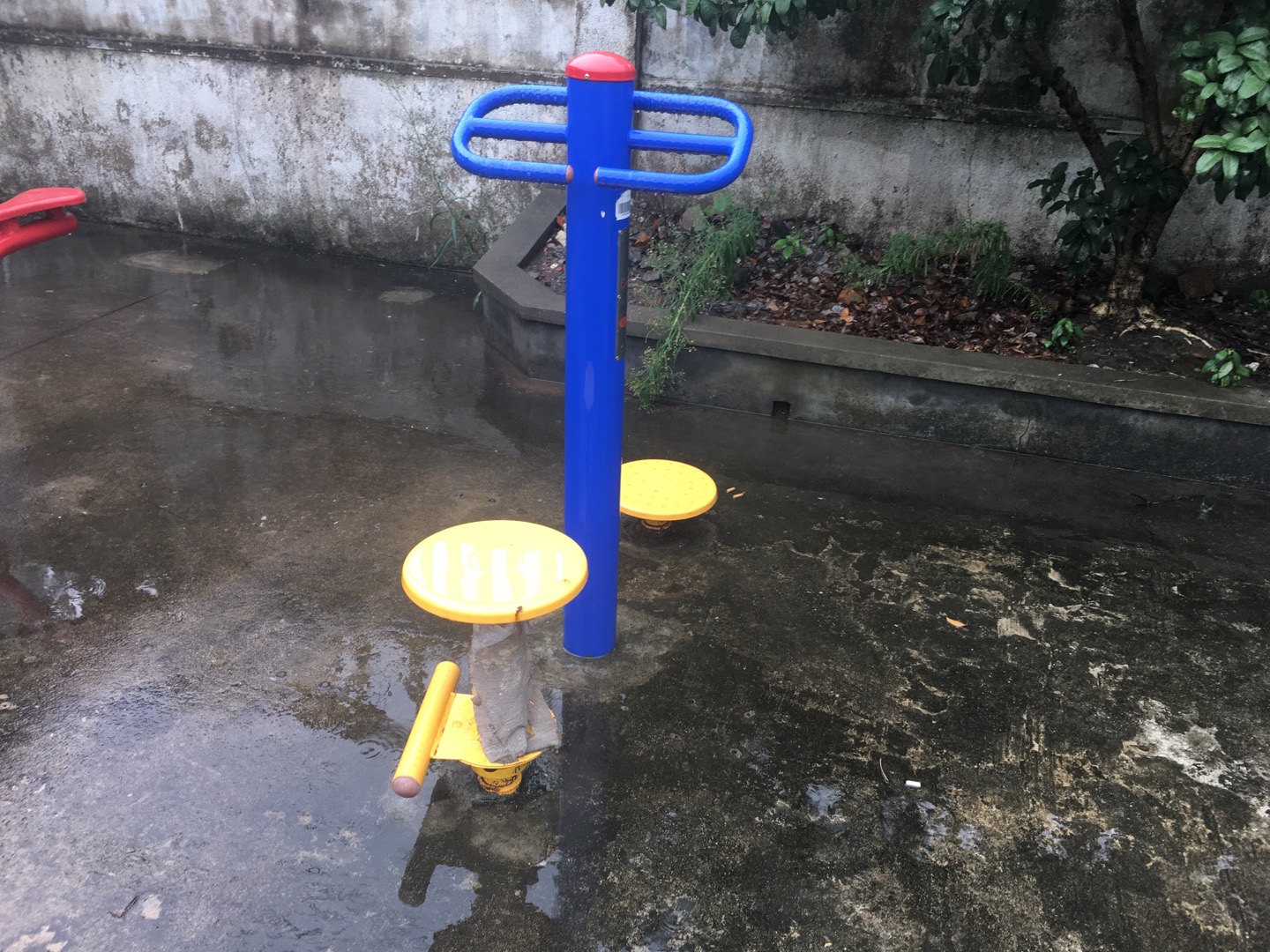 雙位扭腰器