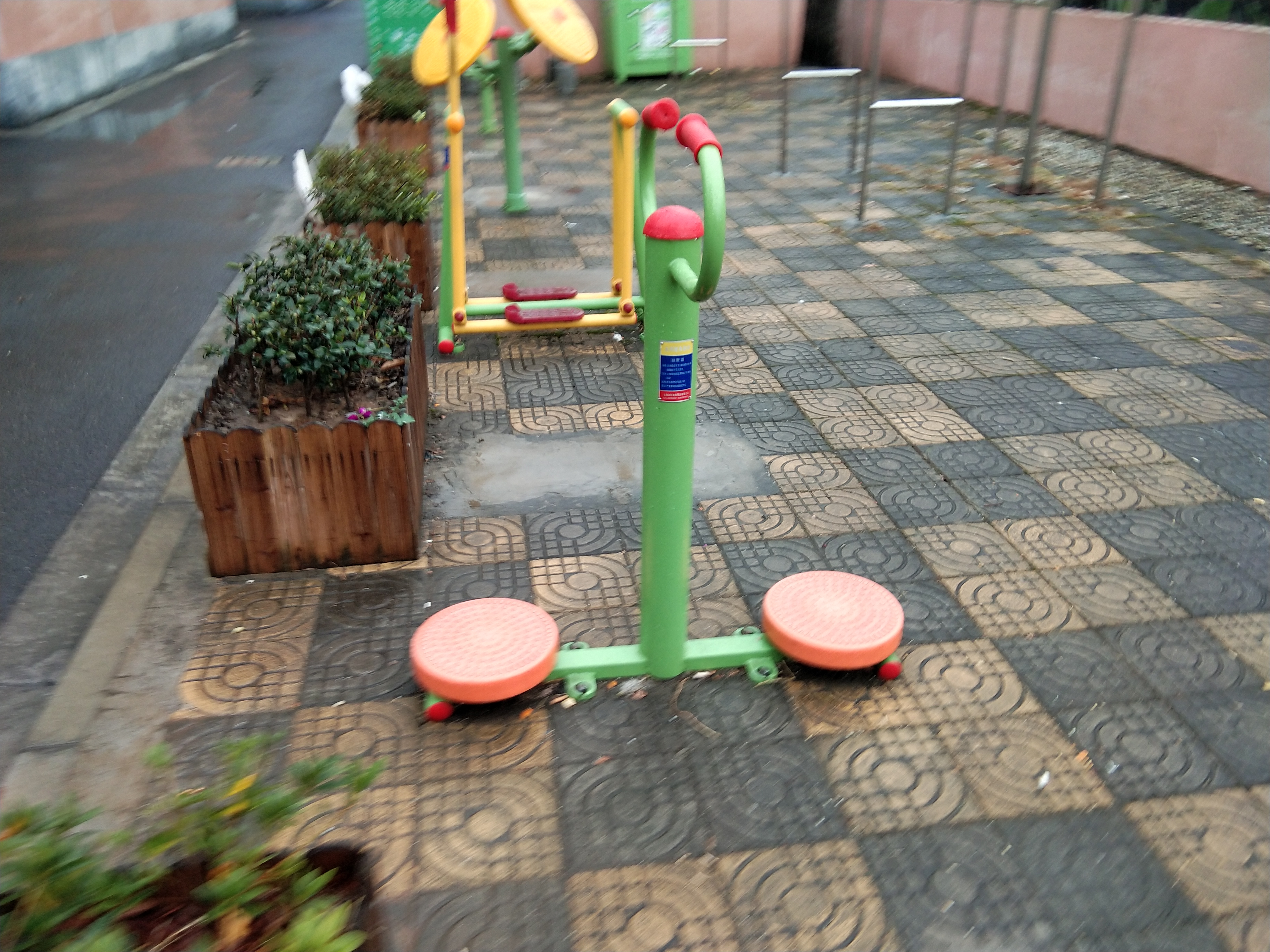 扭腰器