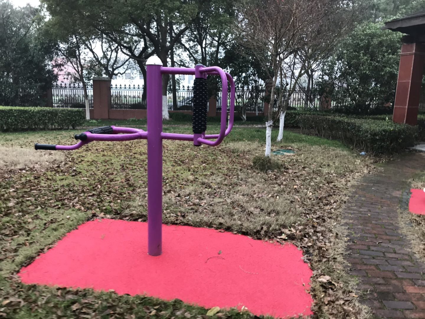 腰背按摩器