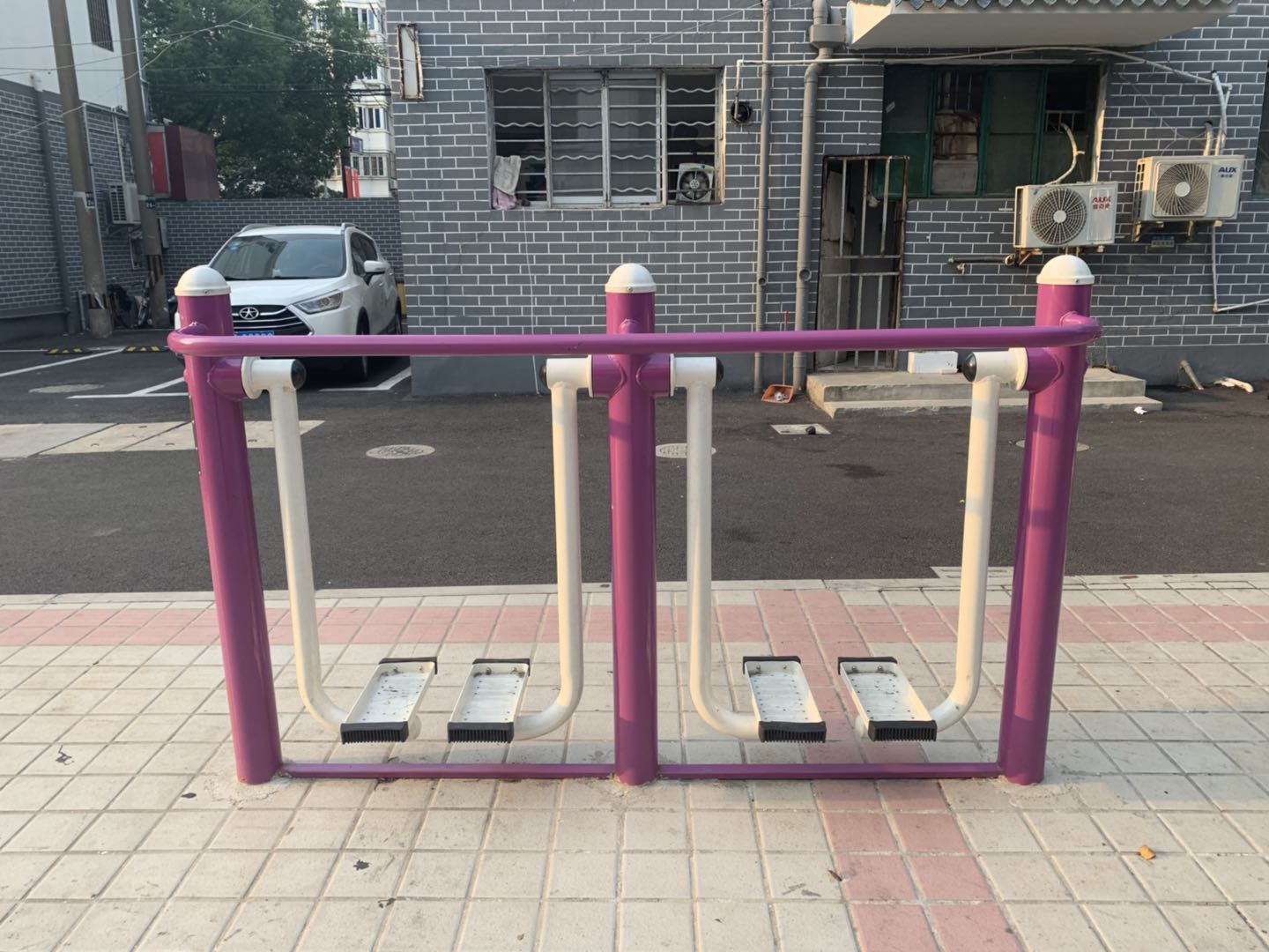 雙位漫步機