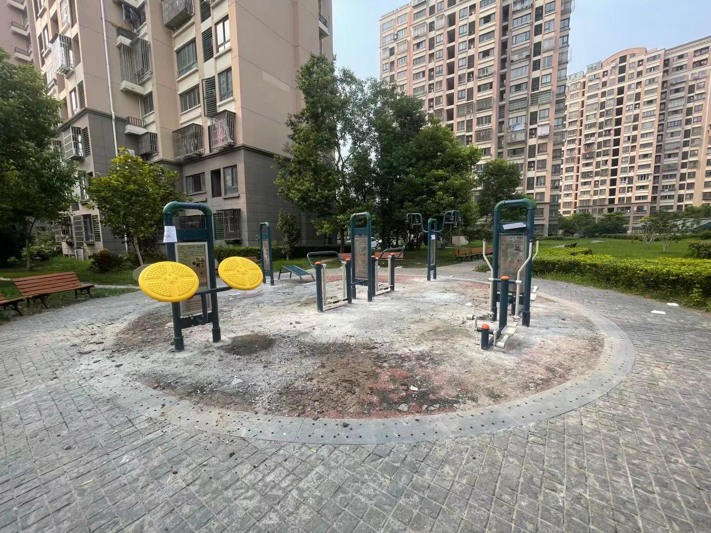 凌橋五居委健身點(diǎn)